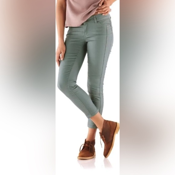 prAna Carlotta Crop Capri Pants Starling Green. Size 10/30. - Picture 4 of 13